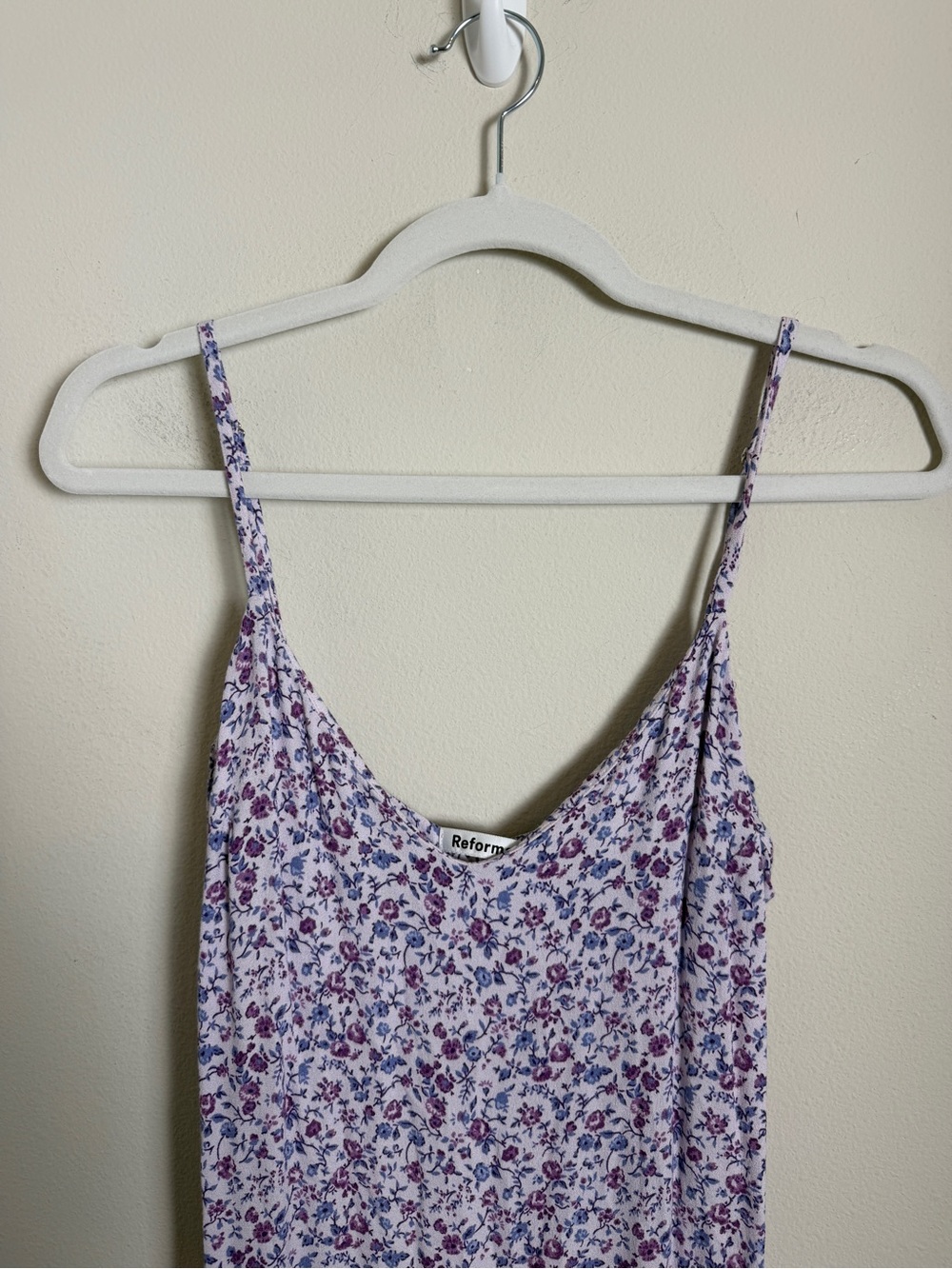 Reformation Crimini Midi Dress Purple Ditsy Floral Print and Side Slit Size 6 - Picture 4 of 10